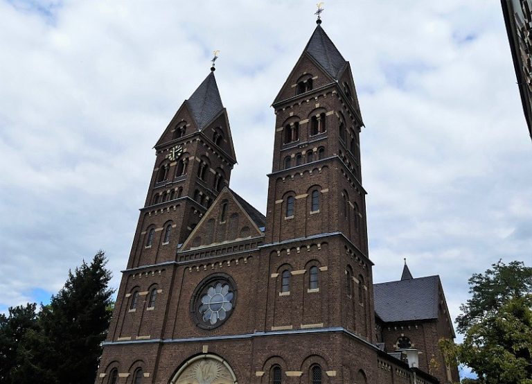 Katholische Pfarrkirche St. Germanus (Wesseling) waterclerkontour
